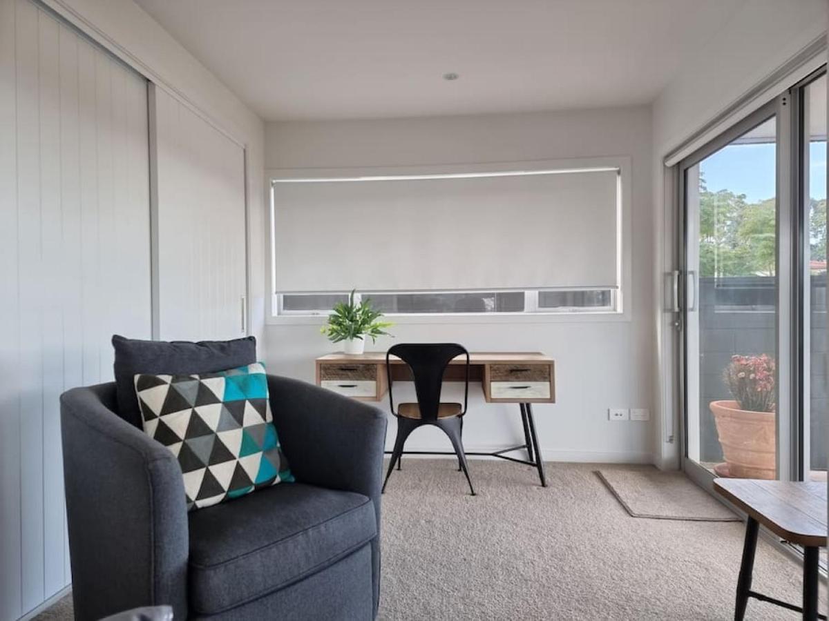 Fabulous Castor Bay 1 Bedroom With Views And Skytv Auckland Exterior photo