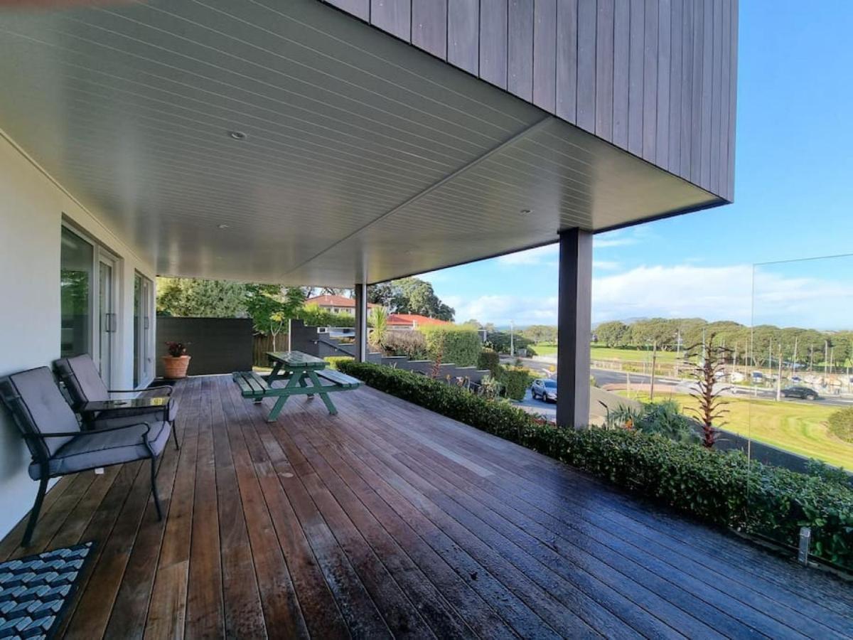 Fabulous Castor Bay 1 Bedroom With Views And Skytv Auckland Exterior photo