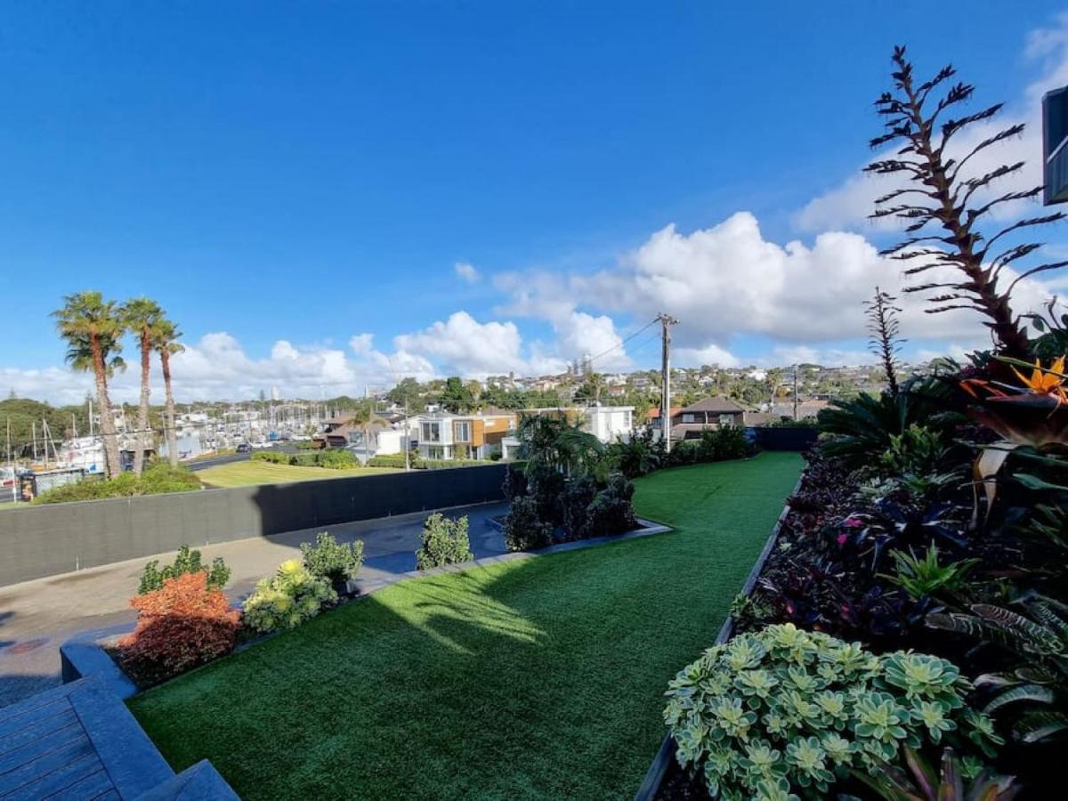 Fabulous Castor Bay 1 Bedroom With Views And Skytv Auckland Exterior photo